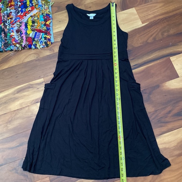 Adorable sleeveless soft  jersey style side pocket dress Size S - Picture 8 of 8